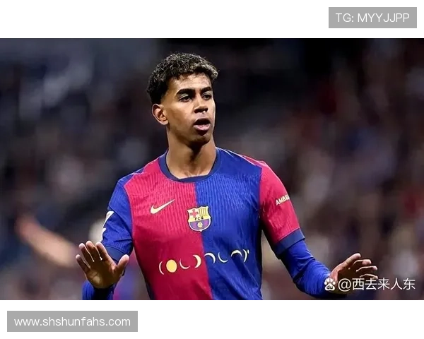 巴萨二队新援阿齐兹：我的风格像亚马尔，喜欢发起进攻